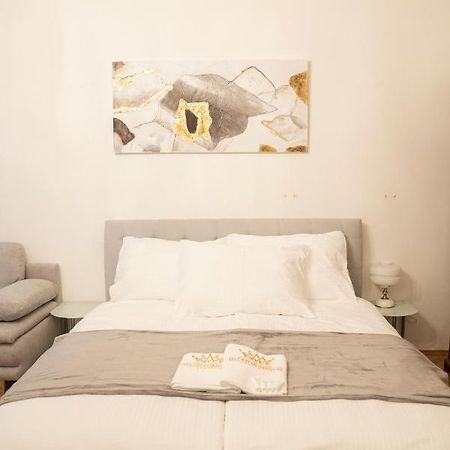 Helen Homestay Vaclavske Namesti プラハ エクステリア 写真