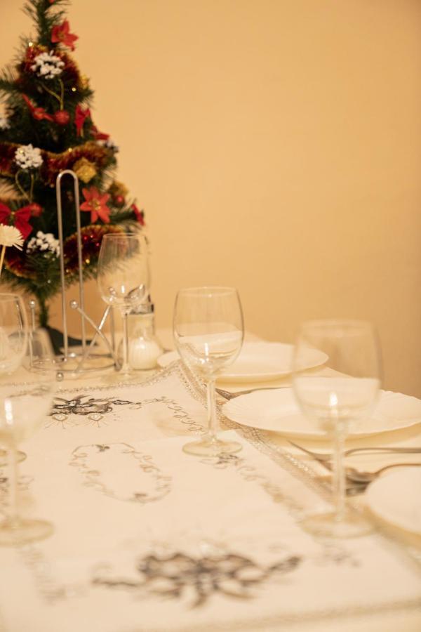 Helen Homestay Vaclavske Namesti プラハ エクステリア 写真