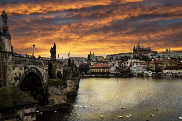 Helen Homestay Vaclavske Namesti プラハ エクステリア 写真